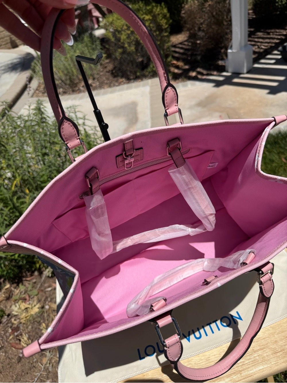 NEW LV Large GM Escale Onthego Pastel Pink Purple Yellow Tie-Dye Tote Bag - Picture 8 of 14